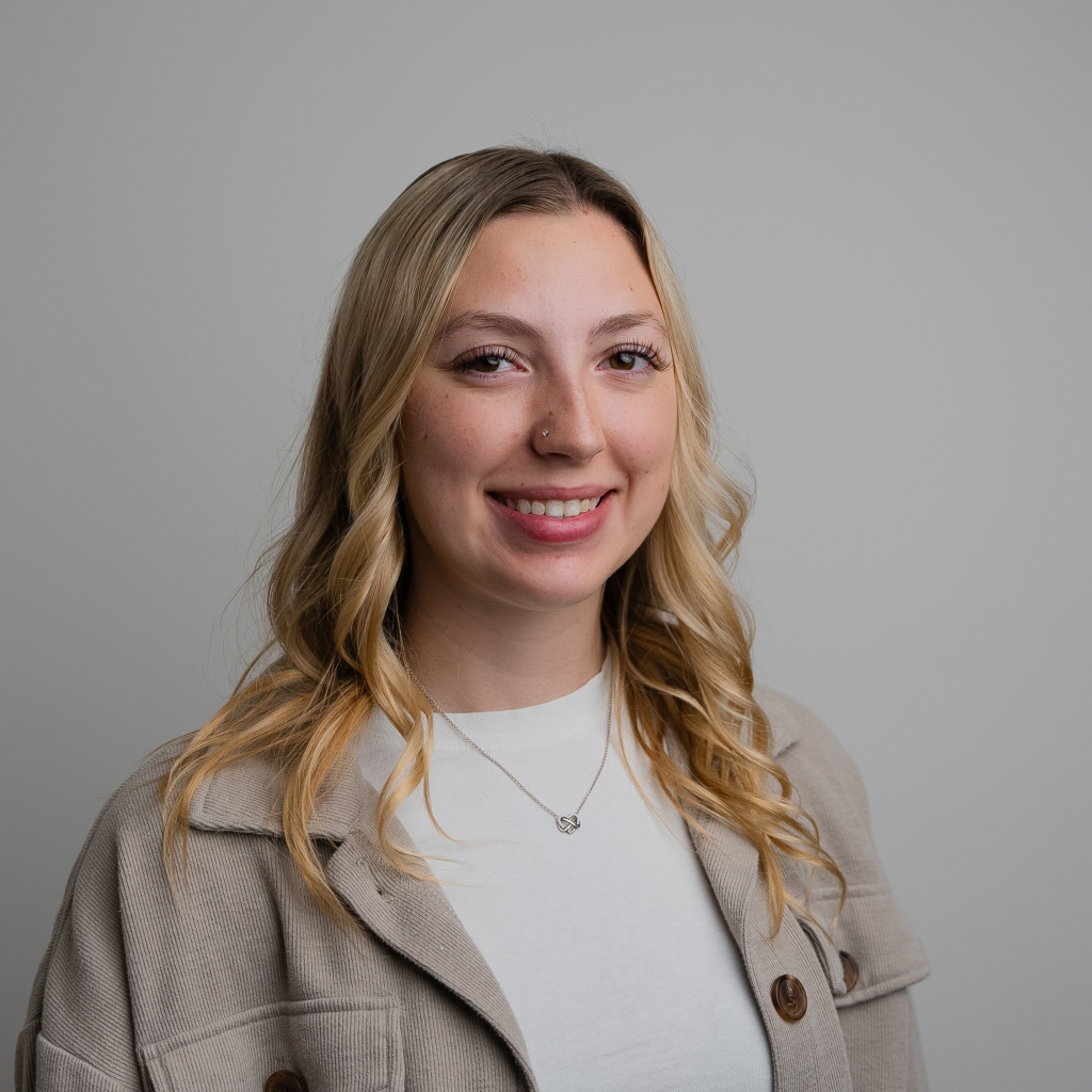 Brianna Barnhart Headshot